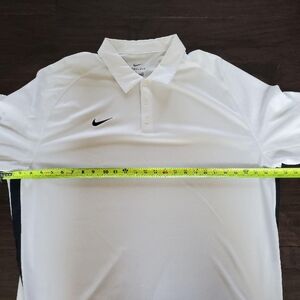 NWOT Nike dri-fit polo